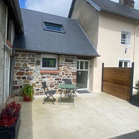 Gite Avec Chambre Mezzanine Pour 2 Pers Bréhal Exterior foto