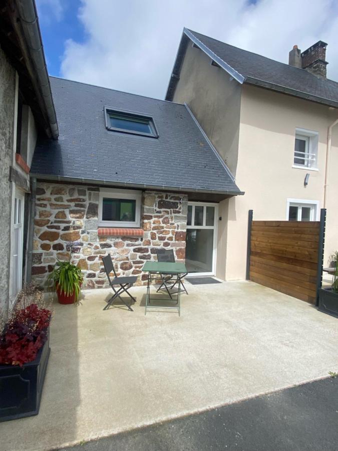 Gite Avec Chambre Mezzanine Pour 2 Pers Bréhal Exterior foto